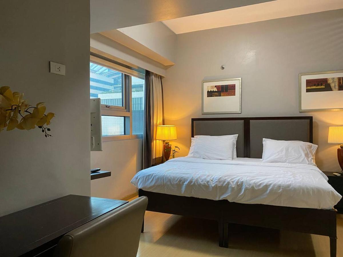 Avant At The Fort By Urban Realty Манила Екстериор снимка