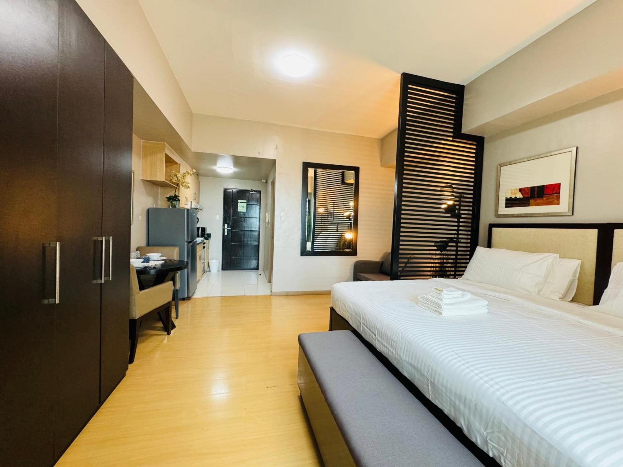 Avant At The Fort By Urban Realty Манила Екстериор снимка
